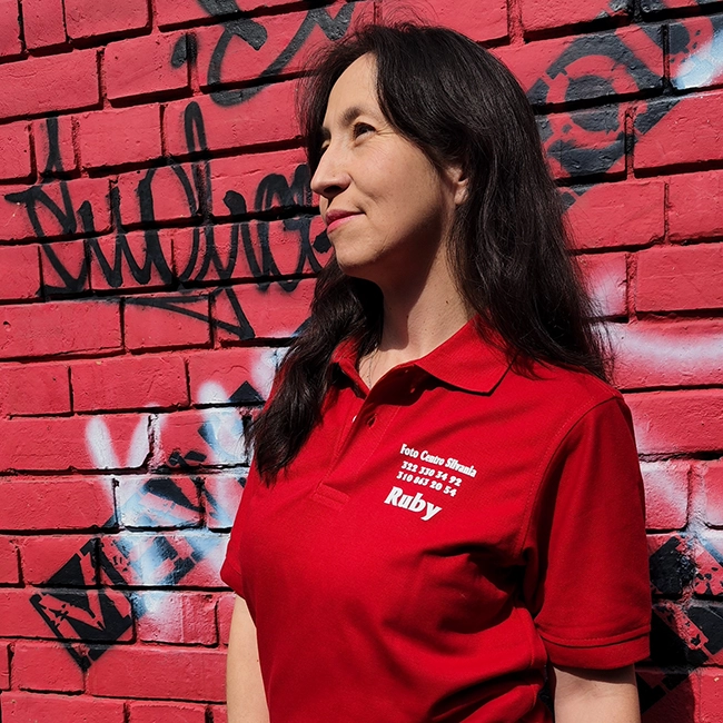Camisetas polo personalizadas con estampado DTF para empresas