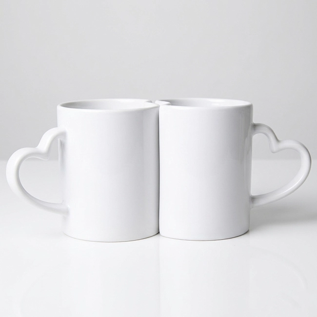 mugs personalizados para pareja con diseño complementario romántico en cerámica